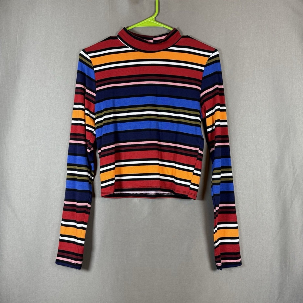 Heart and Hips Slim Crop Top High Neck Cropped Long Sleeve Chucky NWT Medium